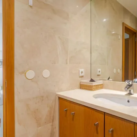 Appartement Caravela - Torre Sao Rafael Lissabon